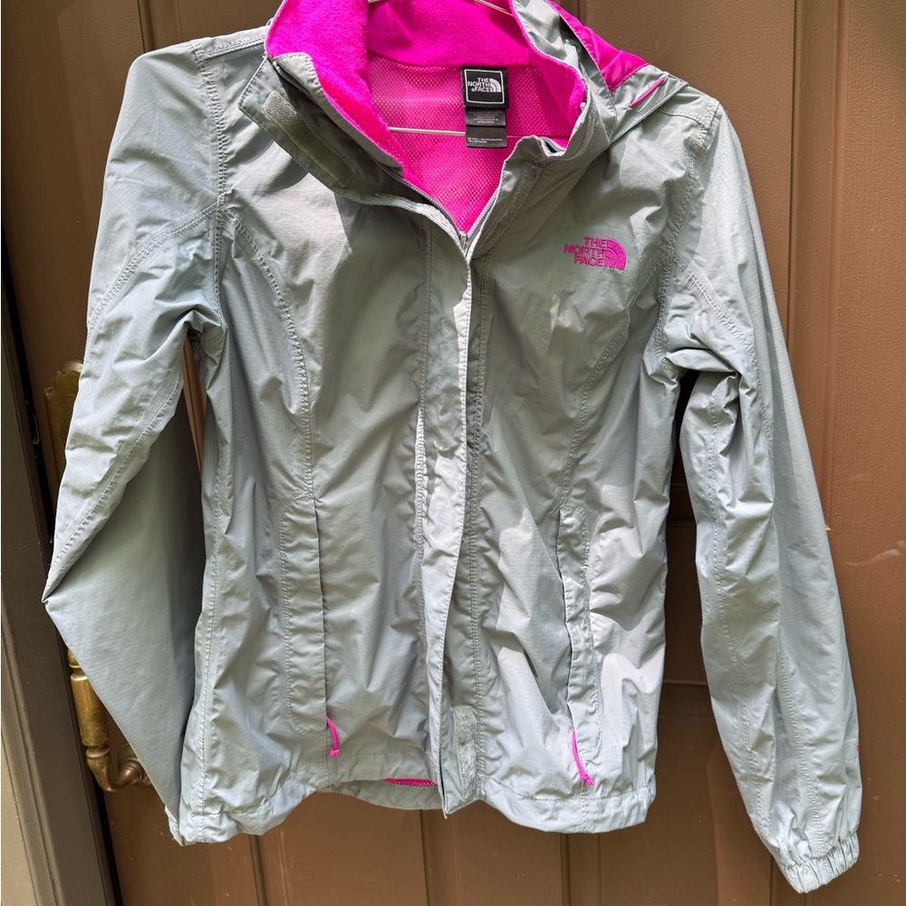 The North Face Women's Dryvent Resolve Rain Jacket/ Windbreaker Size XSmall